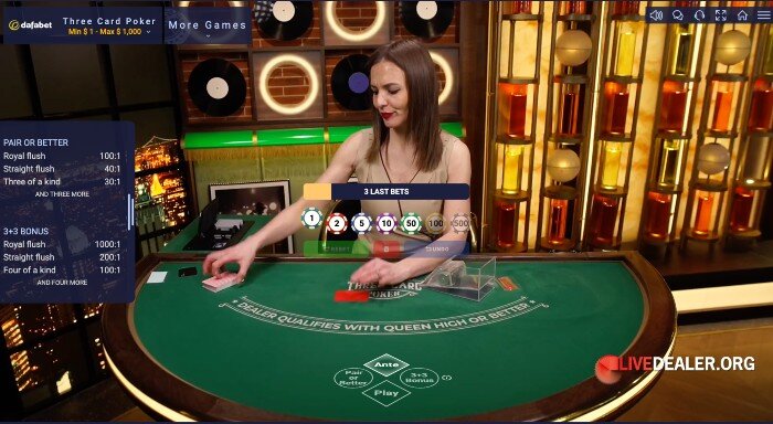 Triple Card Poker Live Casino slot